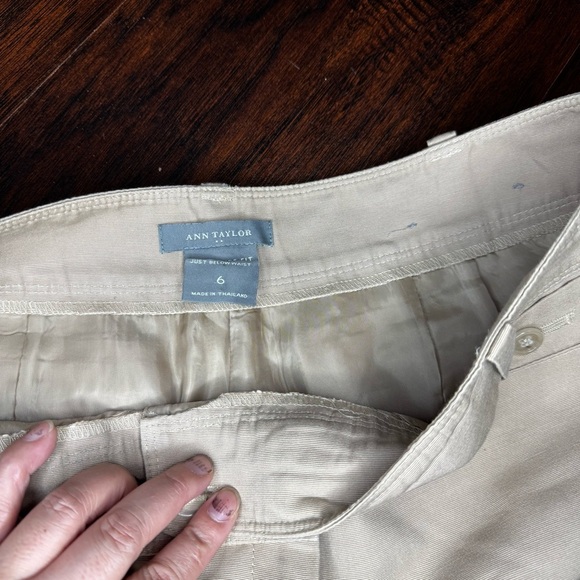 Ann Taylor Tan Trousers Signature Fit Mid to high Rise Size 6 EUC - Picture 6 of 14